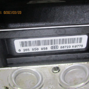 Audi A4 8K 2000 Diesel anno dal 2007 al 2015 Pompa e centralina Abs 0265236098 0265950958 8K0614517BP 8K0907379AA