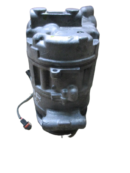 Bmw Serie 1 E87 e serie 3 E90 E91 E92 anno dal 2006 al 2011 Compressore aria condizionata 447260-1851 per codice motore n47d20c