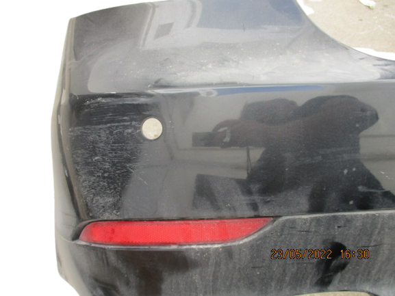 Bmw Serie 5 E60 anno dal 2006 al 2010 Paraurti posteriore di colore nero con sensori