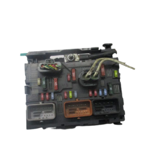 Citroen C4 C4 Picasso C4 gran Picasso Peugeot 207 308  anno dal 2006 al 2013 Centralina Bsi portafusibili 9664055680