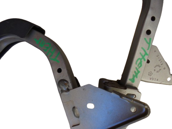 Lancia Thema   anno dal 2011 al 2014 cerniere cofano posteriore K55113713AF   K55113712AF