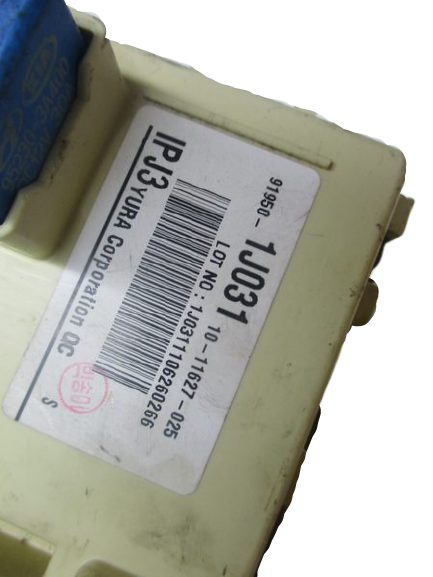 Hyundai I20 anno dal 2008 al 2014 Porta fusibile 91950-1J031 10-11627-025