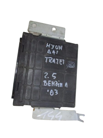 Hyundai Trajet anno dal 1999 al 2008 ECU Centralina motore 39110-38566 9040930023A00