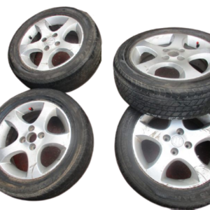 Suzuki Swift anno dal 2004 al 2010 Cerchi in lega R15