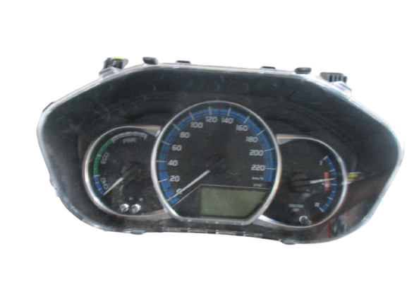 Toyota Yaris 1.5 Hybrid anno dal 2015 al 2020 Quadro strumenti 83800-0UC90 MB157570-3950