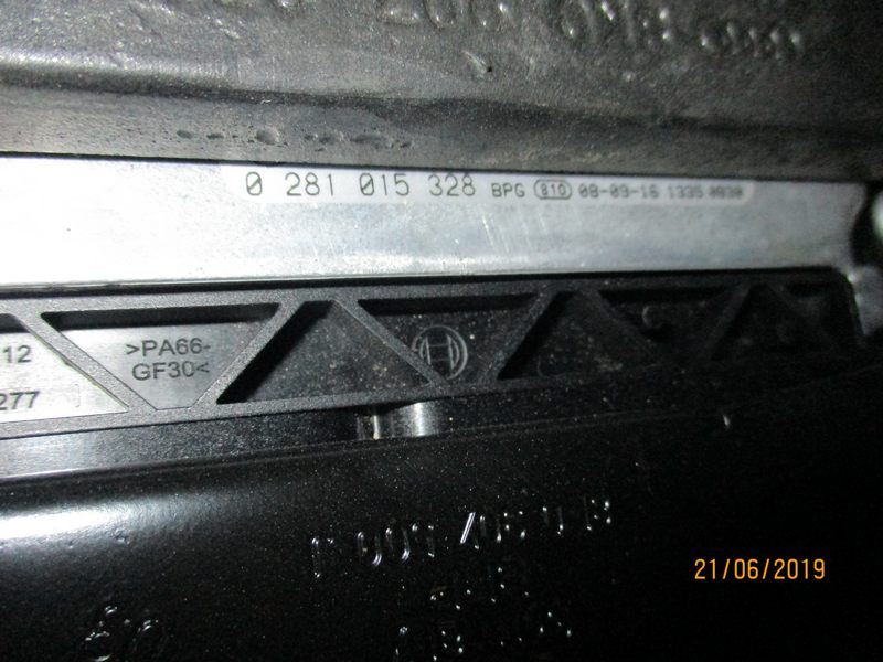 Audi A4 2000 Diesel anno 2009 Centralina motore 03L906022JM 0281015328