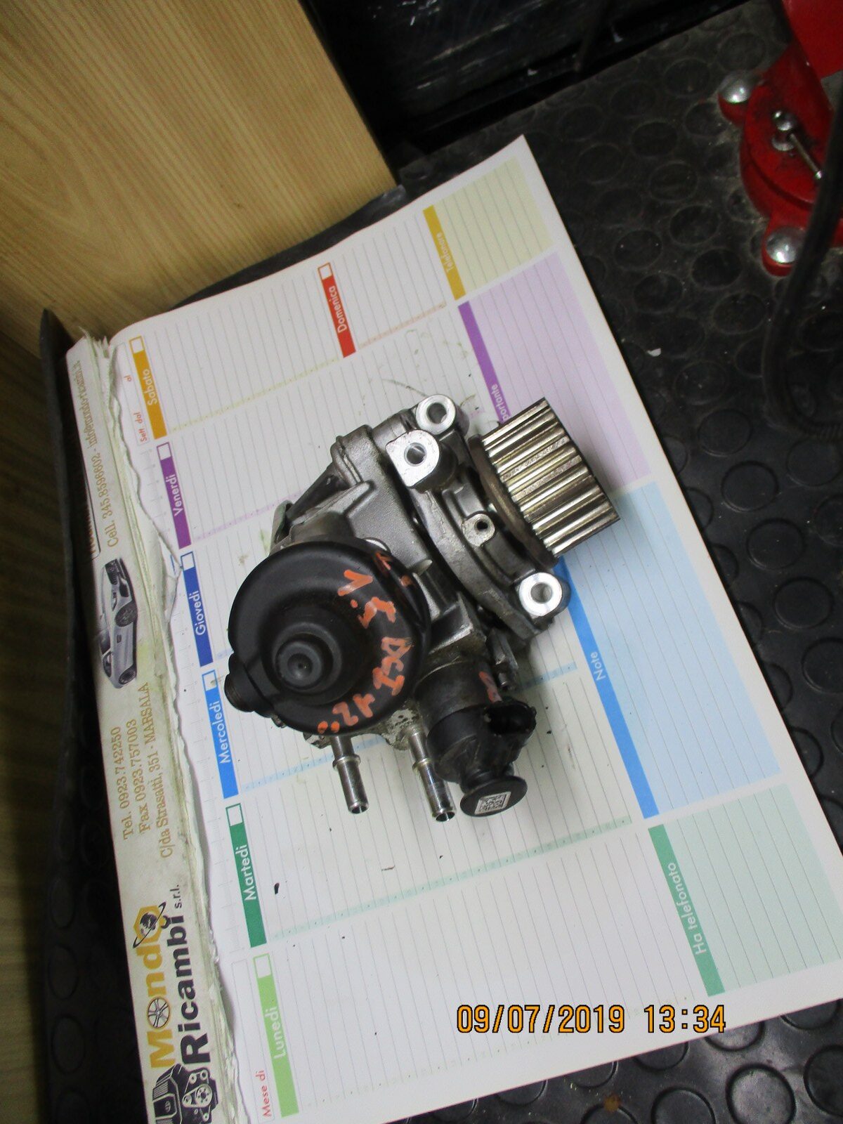 Renault Clio Captur Dacia 1.5 dci anno dal 2013 al 2019 Pompa iniezione 0445010530 167001056R H8201102066
