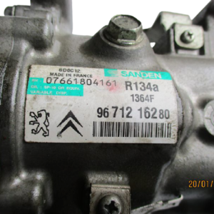 Citroen Berlingo 1600 Diesel anno 2004 Compressore aria condizionata 07661804161 9671216280.