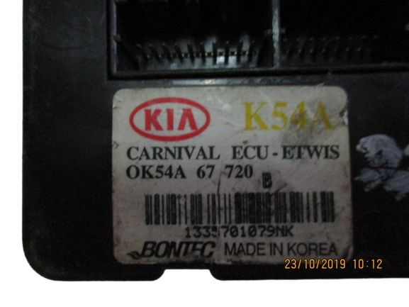 Kia Carnival anno dal 1998 al 2006 ECU Centralina ricevitore telecomando OK54A 67 720