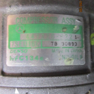 Mercedes Classe C W203 Classe S W220 Classe CL W215 anno dal 2000 al 2007 Compressore aria condizionata 447220-8221