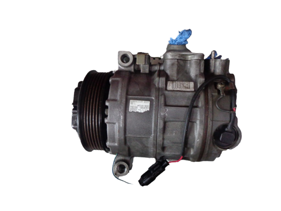 Mercedes Classe C 220 W 203 Diesel anno dal 2000 al 2007 Compressore aria condizionata 447220-8222 7SEU16C 12B26761
