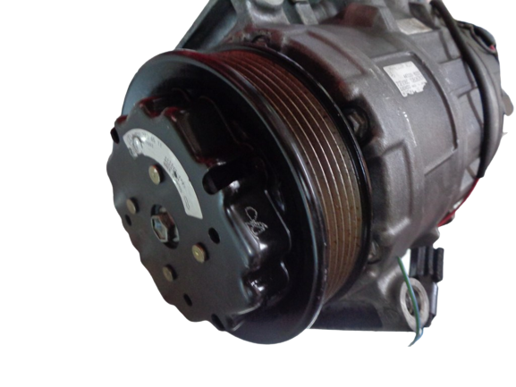 Mercedes Classe C 220 W 203 Diesel anno dal 2000 al 2007 Compressore aria condizionata 447220-8222 7SEU16C 12B26761