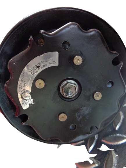Mercedes Classe C 220 W 203 Diesel anno dal 2000 al 2007 Compressore aria condizionata 447220-8222 7SEU16C 12B26761
