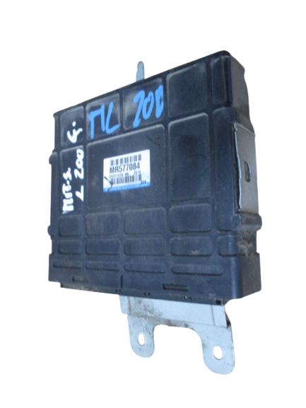 Mitsubishi L200 Pajero anno dal 1996 al 2006 ECU Centralina motore MR577084