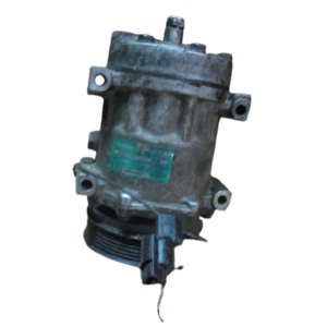 Mitsubishi Space Star Carisma Renault Scenic Volvo S40 V40 anno dal 1997 al 2005 Compressore aria condizionata 8200040681