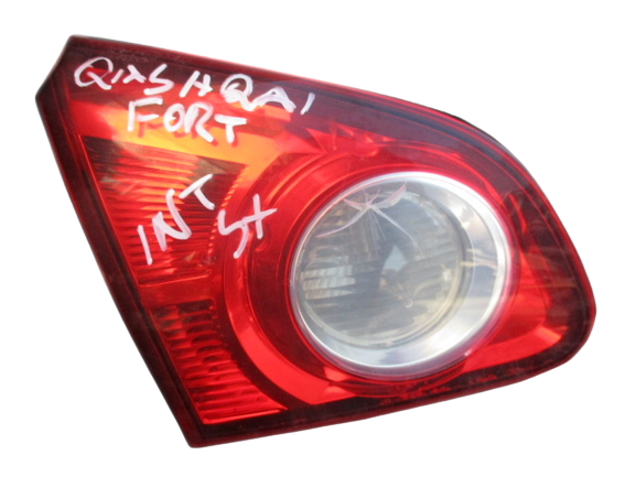 Nissan Qashqai J10 anno dal 2006 al 2014 Stop fanale interno sinistro 89071063