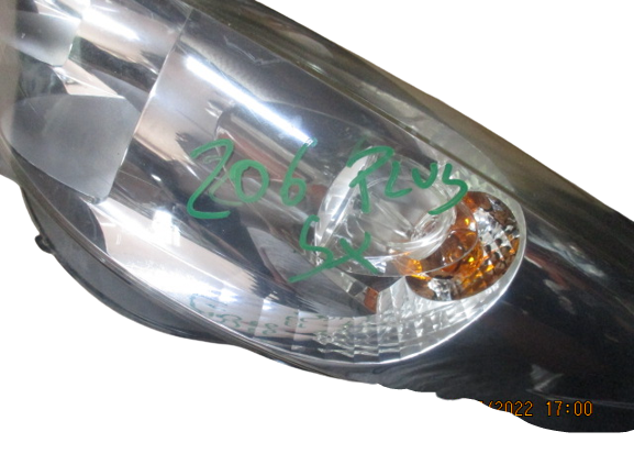 Peugeot 206 Plus anno dal 2009 al 2012 Faro fanale anteriore sinitro 9686806780