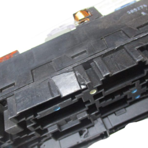 Mercedes Classe C 200 W203 anno dal 2000 al 2007 Centralina Porta fusibili A2035451701 5DK008485-40