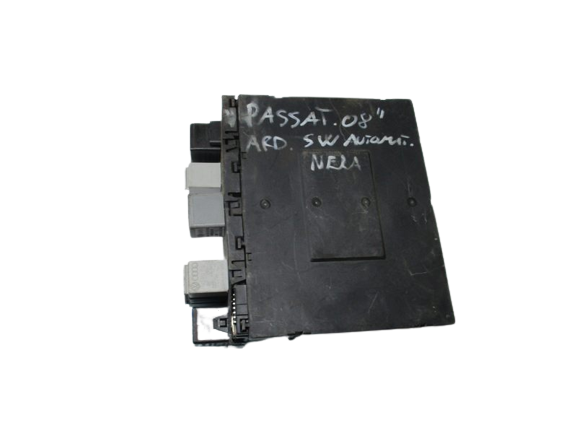 Volkswagen Passat anno dal 2005 al 2010 Centralina Porta fusibili 3C0937049AE