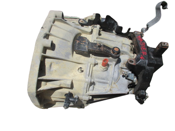 Renault Master 2° serie Opel Movano Nissan NV400 2300 Diesel anno dal 2010 al 2019 Cambio manuale 6 marce M9T