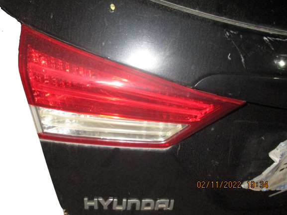 Hyundai IX20  anno dal 2010 al 2015 Fanale posteriore   interno sinistro