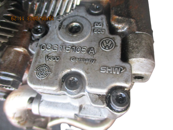 Volkswagen e Audi 2000 Diesel Pompa Olio con bilancieri  03G103535B 03G115169E