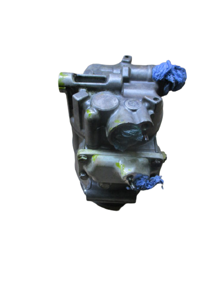 Volkswagen Golf 6 Passat Caddy Audi A3 Seat Skoda anno dal 2008 al 2012 Compressore aria condizionata 1K0820859F