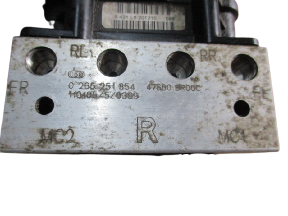 Nissan Qashqai anno dal 2007 al 2013 Gruppo Abs 0265251854 0265951743 47660BR00C