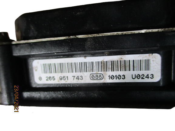 Nissan Qashqai anno dal 2007 al 2013 Gruppo Abs 0265251854 0265951743 47660BR00C