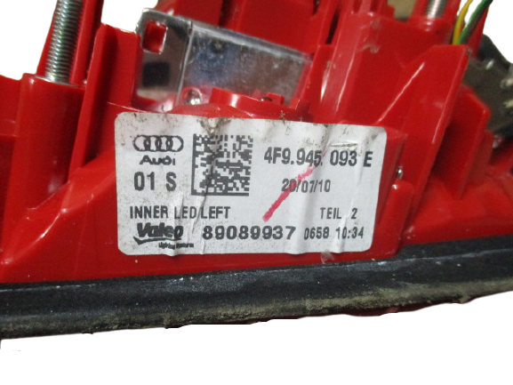 Audi A6 Avant Station Wagon anno dal 2004 al 2012 Fanale posteriore led interno sinistro 4F9945093E