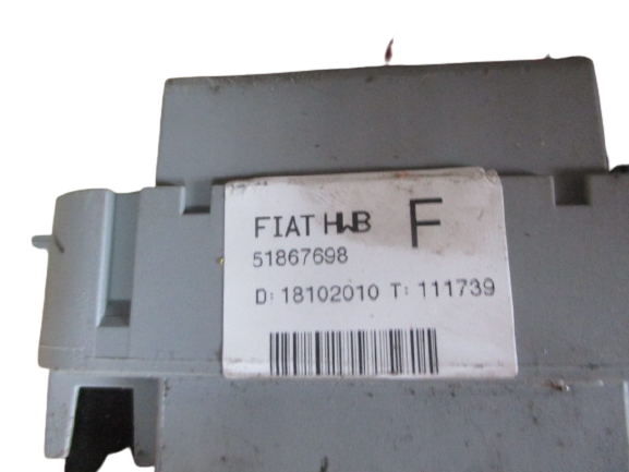 Fiat Panda 169 anno dal 2003 al 2012 Centralina fusibili 51867698