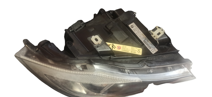 Bmw Serie 3 E90 anno dal 2004 al 2007 Fanale anteriore destro usato Xenon 6311-7161668.9