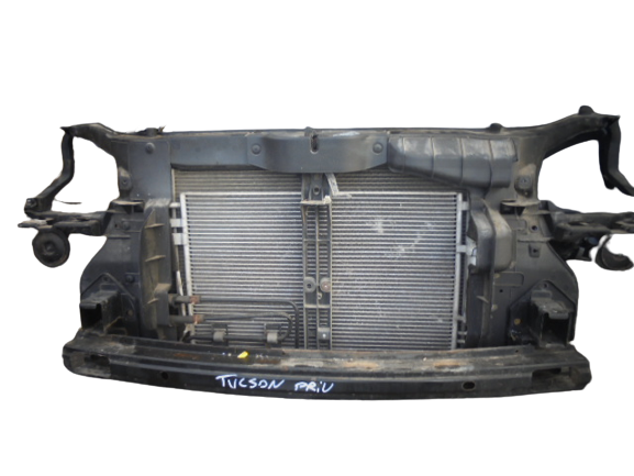 Hyundai Tucson 2000 Diesel anno dal 2004 al 2009 Musata muso anteriore di colore grigio