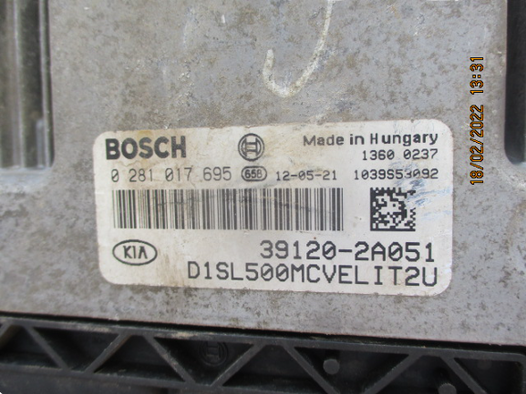 Kia Sportage 3° serie 1700 diesel anno dal 2010 al 2016 Centralina motore Bosch 0281017695 39120-2A051