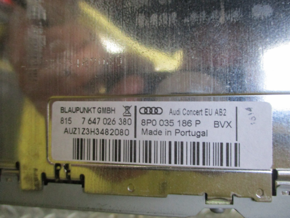 Audi A3 8P SportBack anno dal 2005 al 2013 Stereo Blaupunkt 8158647026380 8P0035186P